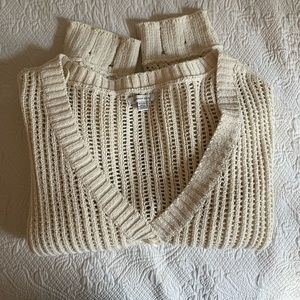 Like new cropped knitted cardigan